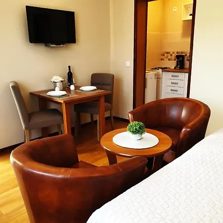 Fuer 2 Personen Ca 25 Qm In Porec, Istrien Istrische Riviera Apartament *